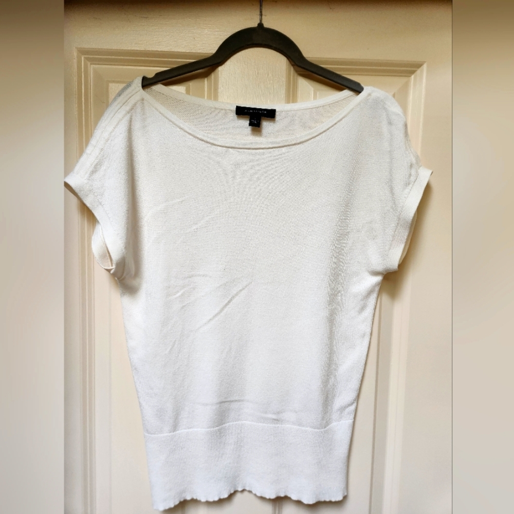 Ann Taylor Womens Knit Top, Size Small